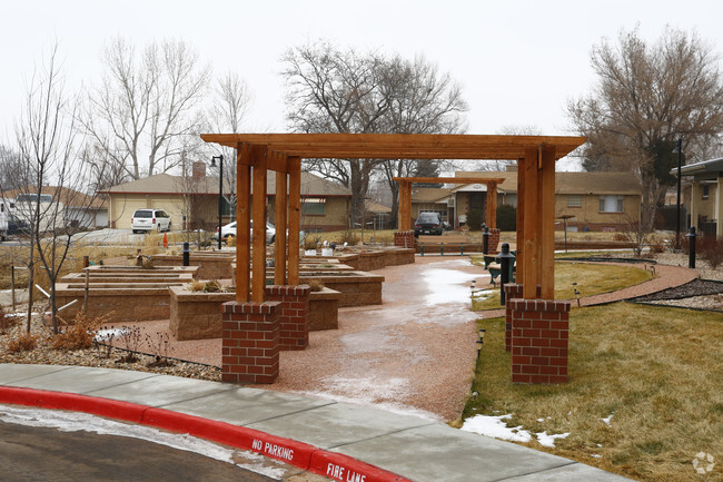 Foto del edificio - Wheat Ridge Town Center Apartments