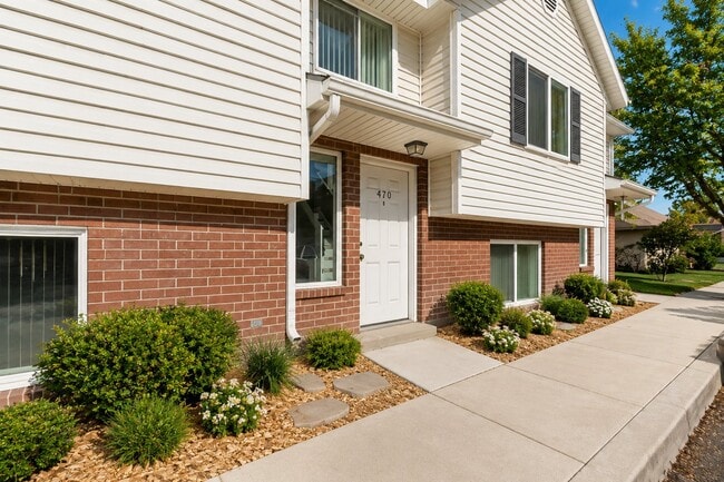Building Photo - 470 W 1600 S