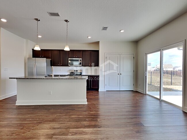 Foto del edificio - 1191 Tan Tara Trail