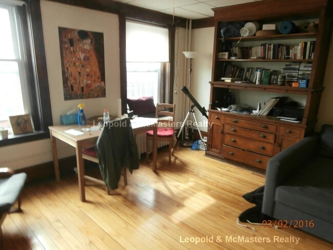 Building Photo - 228 South St