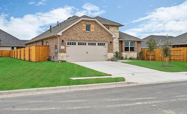 Building Photo - 4441 Arques Ave
