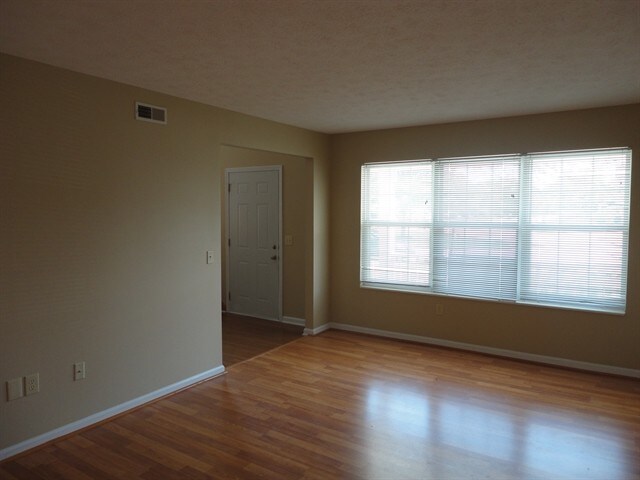 Building Photo - 6350 Twin Creeks Drive