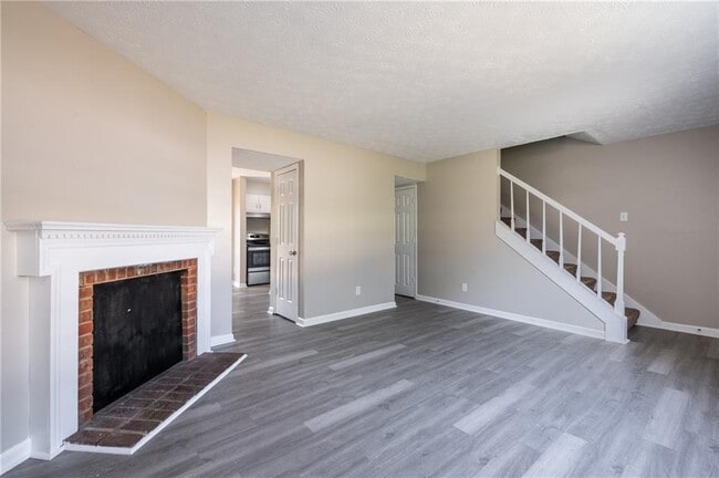 Foto del edificio - 580 Downing St