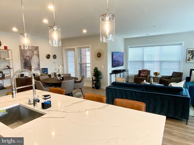 Building Photo - 106 St Ives Pl