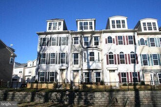 Building Photo - 11926 Weybridge Lane