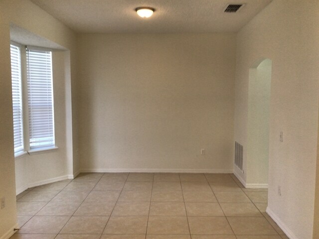 Building Photo - 2514 Teak Court