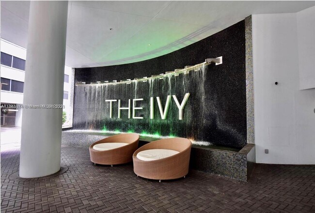 Foto del edificio - 90 SW 3rd St