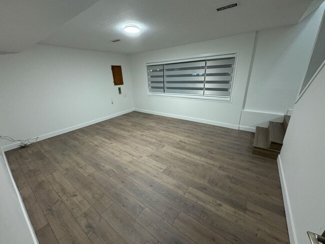 Building Photo - 34249 Green Ave