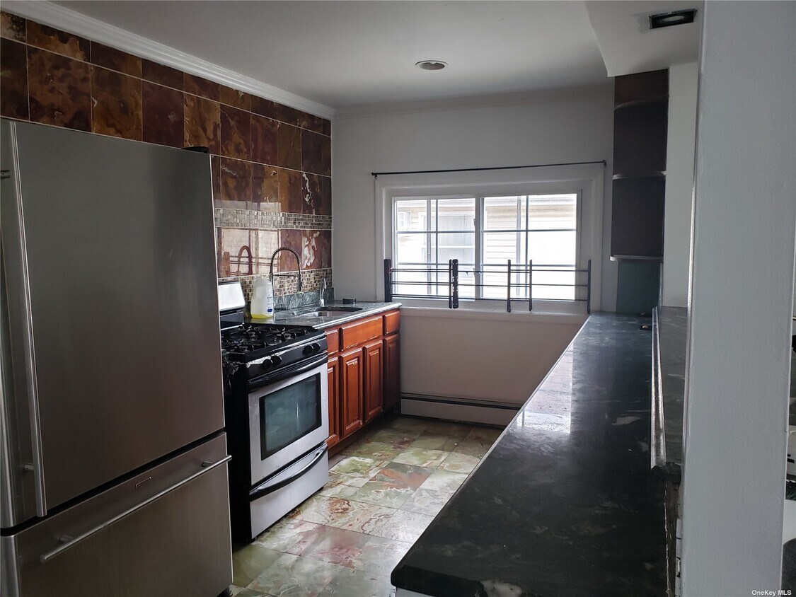 Foto principal - 115-40-115126 126th St
