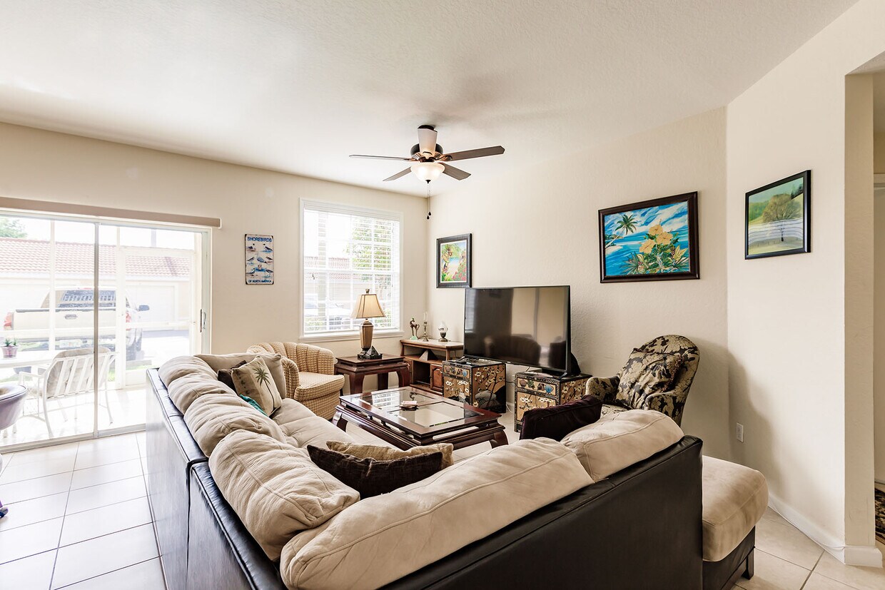 Foto principal - 4700 St Croix Ln