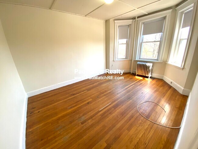 Building Photo - 1177 Boylston St