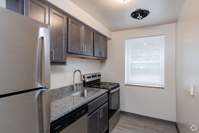 Interior Photo - Lebanon Vue