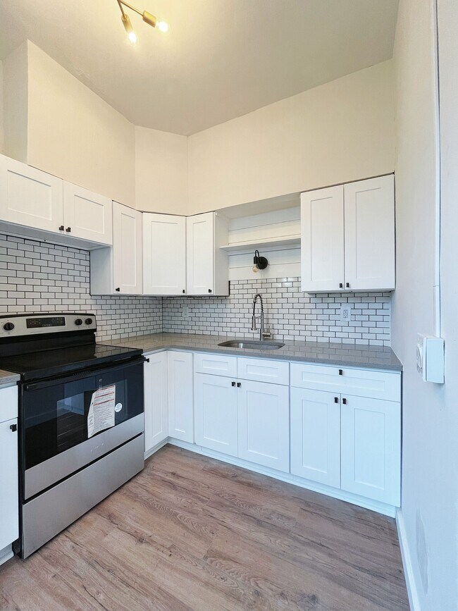 Building Photo - 408 W Olney Ave