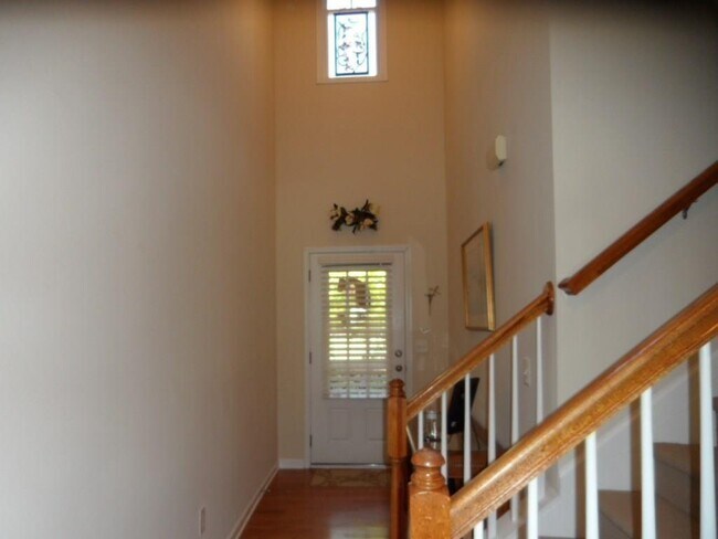 Foto del edificio - 5040 Hastings Terrace