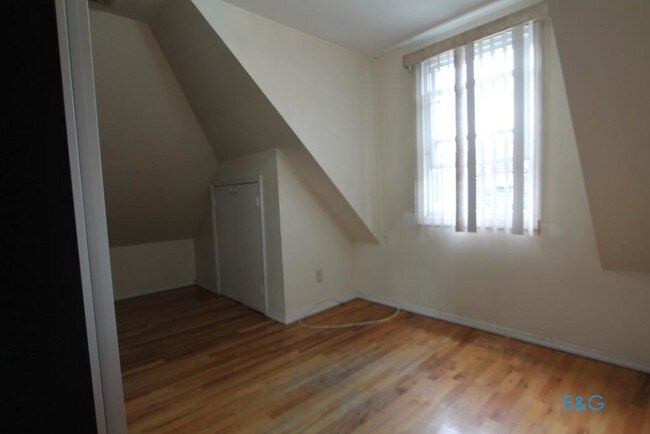 Foto del edificio - 1805 Avenue J