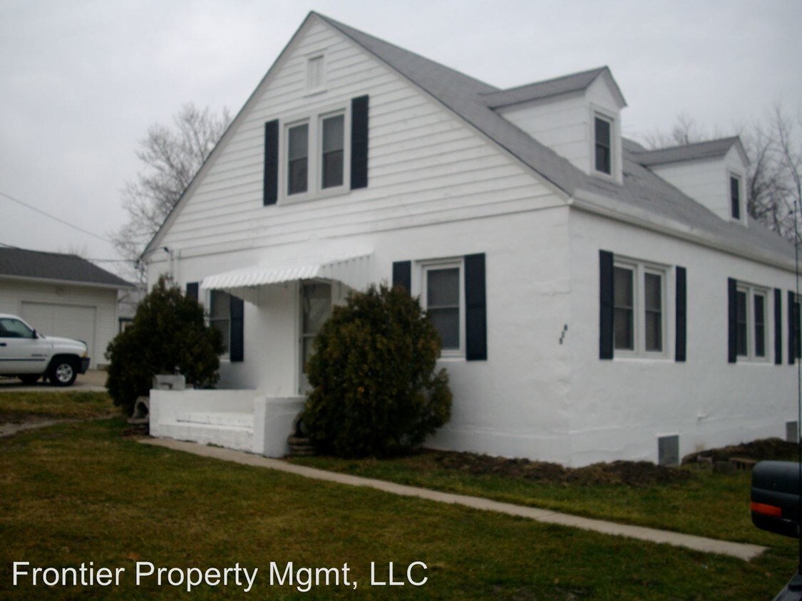 Primary Photo - 815 S Court St