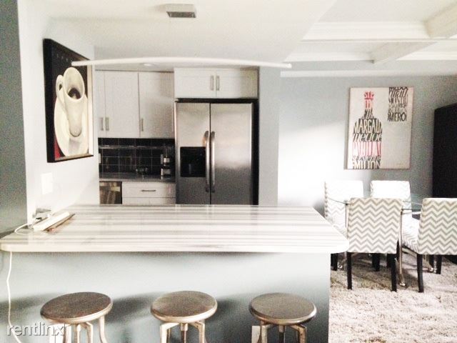 Foto del edificio - 4 br, 2 bath Condo - 1311 I St NE