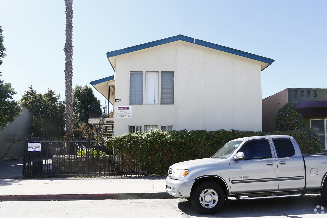 Building Photo - 7231 Alabama Ave