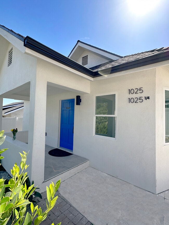 Building Photo - 1025 Nolden St