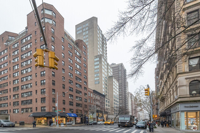 Building Photo - 1055 Madison Ave