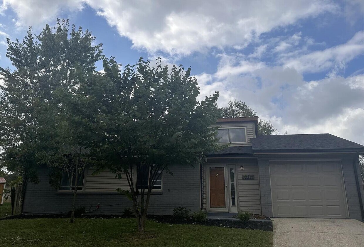 Foto principal - 3317 Oaklyn Ct