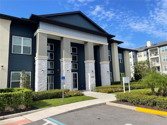 Foto del edificio - 3230 3230 Whitefield Dr