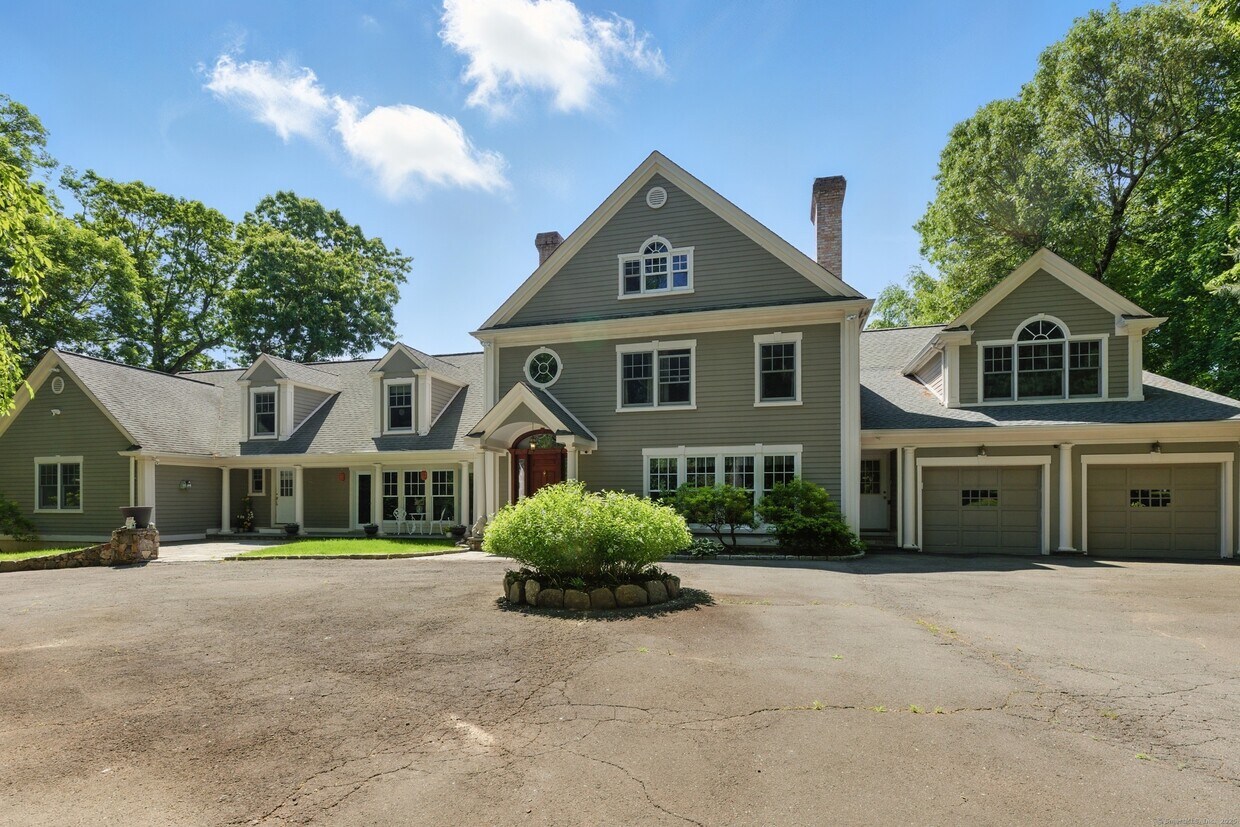 Foto principal - 91 Dogwood Ln