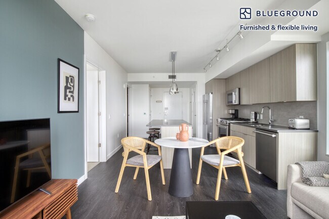 Foto del edificio - 2116 4th Ave