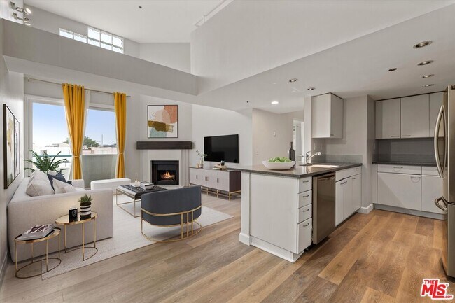 Foto del edificio - 12773 Caswell Ave