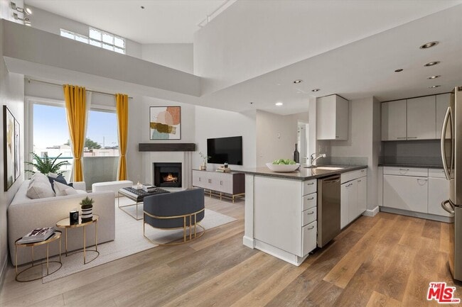 Building Photo - 12773 Caswell Ave