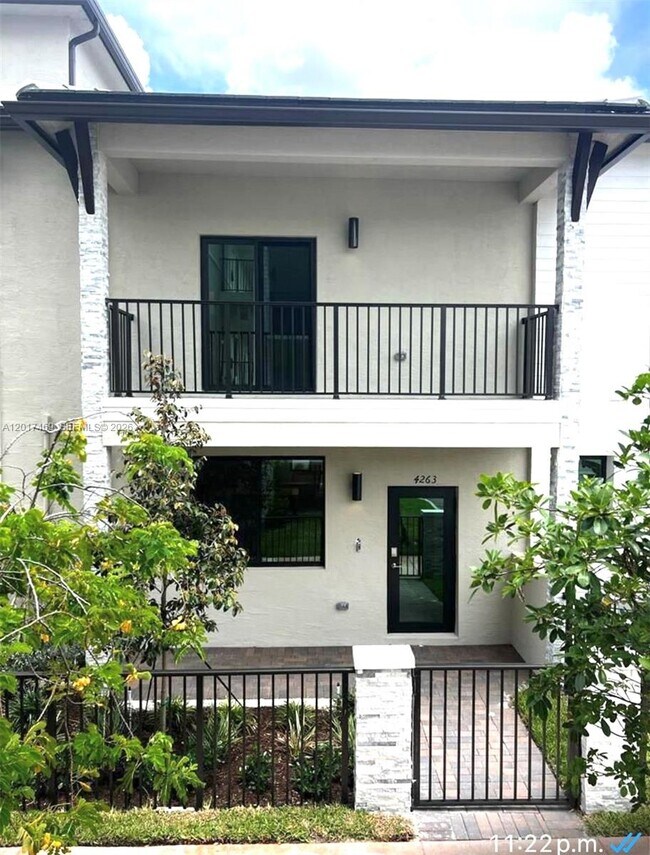Foto del edificio - 4263 NW 83rd Path