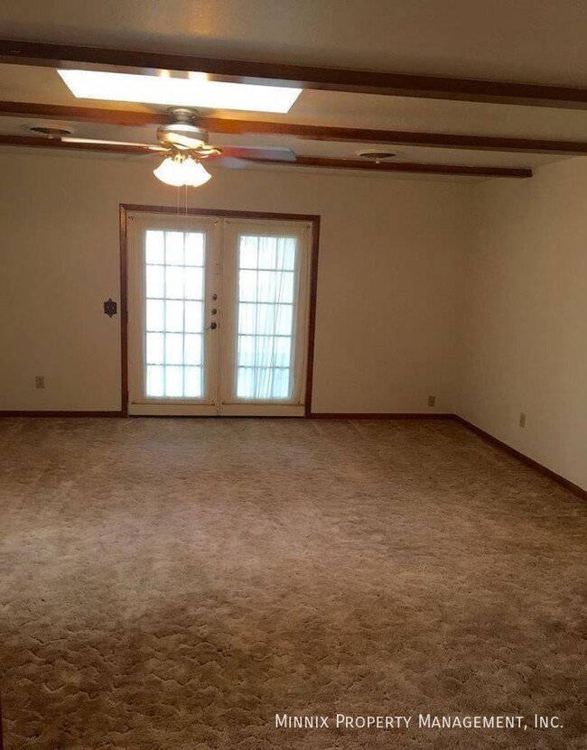 Building Photo - 1007 Garland St