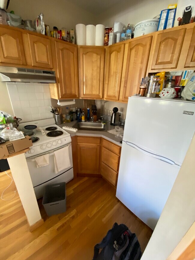 Foto del edificio - 702 Commonwealth Ave