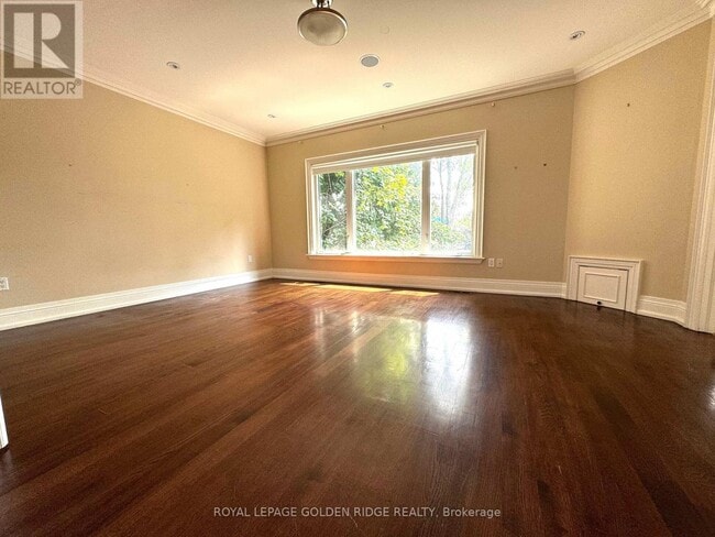 Photo du bâtiment - 517 Glengarry Ave