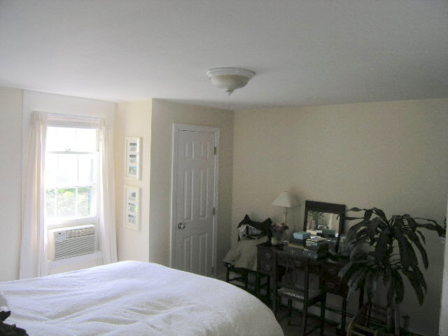 Foto del edificio - 316 Conant Rd