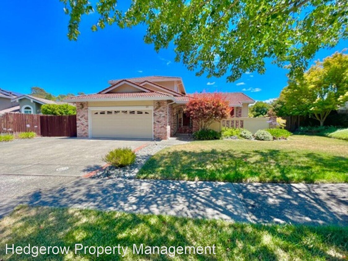 Foto principal - 4 br, 3 bath House - 25 Skylark Court