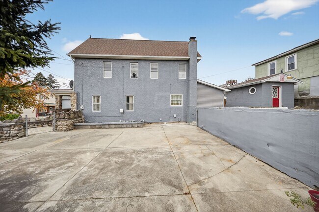 Foto del edificio - 2035 Delaware St