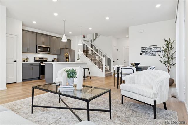 Foto del edificio - 6218 N Nepal Ct