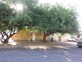 Primary Photo - 2061 S Apache Dr