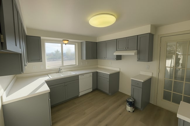 Foto del edificio - Coming Soon! Beautifully Remodeled 3-Bedro...