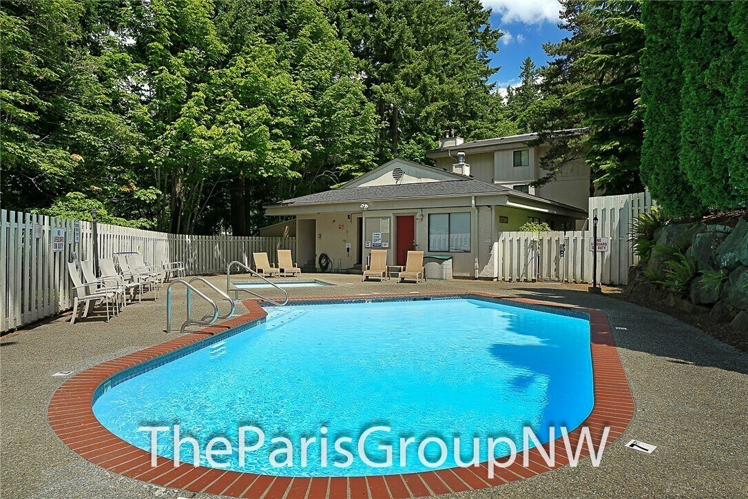 Foto principal - 3br Totem Lake Condo Big Open Flr Plan