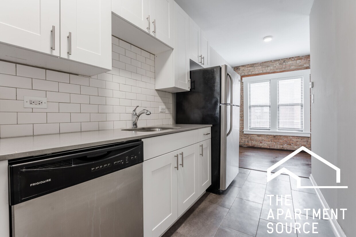Foto principal - 3425 N Elaine Pl