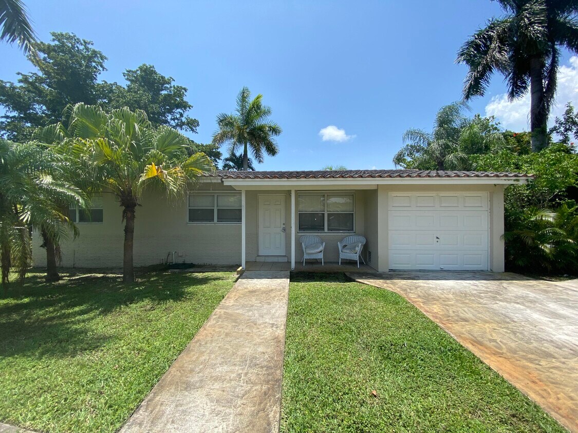 260 NW 45th St, Boca Raton, FL 33431 House for Rent in Boca Raton, FL