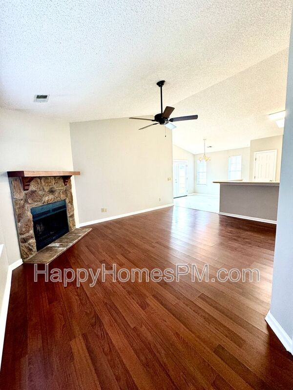 Building Photo - 8693 Blackshear Ct