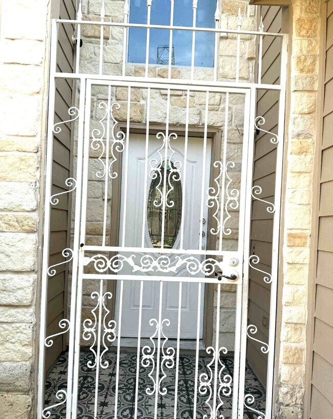 Foto del edificio - 10904 Panther Ct