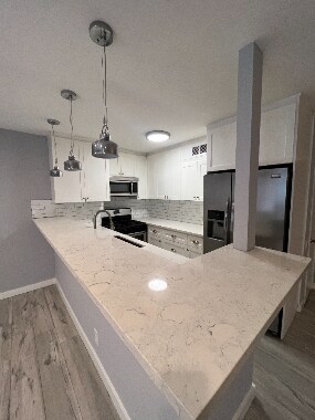 Foto principal - 11669 Chenault St