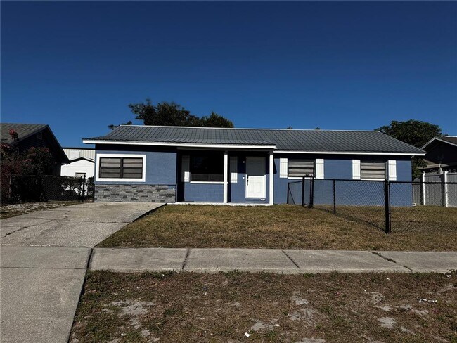 Foto del edificio - 409 Fern Rd