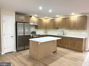 Building Photo - 14589 Kings Hwy