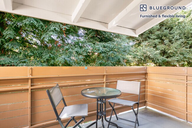 Foto del edificio - 854 Jordan Ave