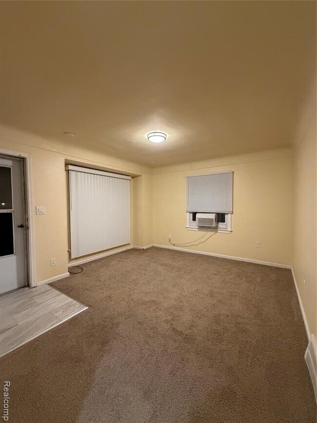 Foto del edificio - 776 John Daly St